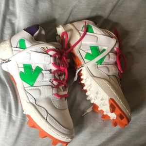 Off-White Mountain Cleated Sneaker size 37